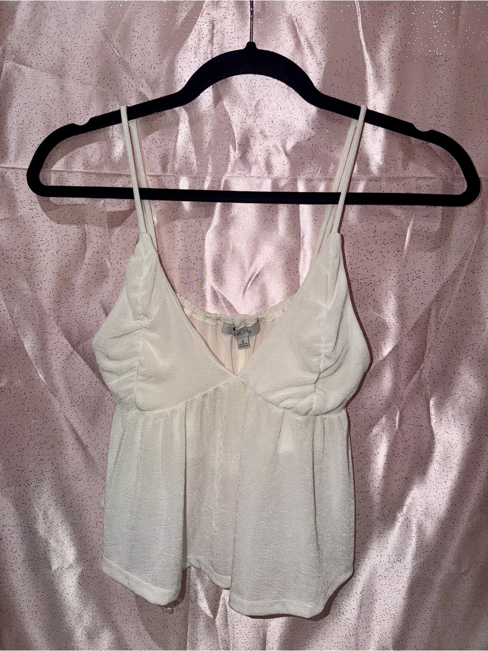Love Tree Cream Lightweight V-Neck Spaghetti Strap Camisole